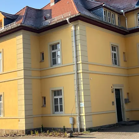 Apartment Haus Fewo 4 *